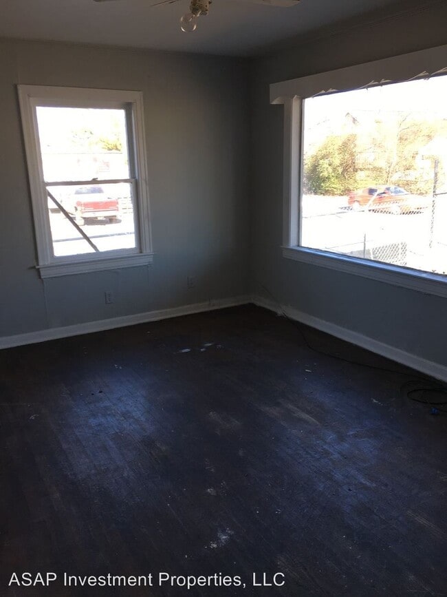 Building Photo - 2 br, 1 bath House - 1123 N. 32nd Street