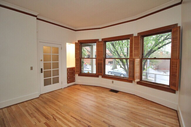 Foto del edificio - 1820 SW Main St
