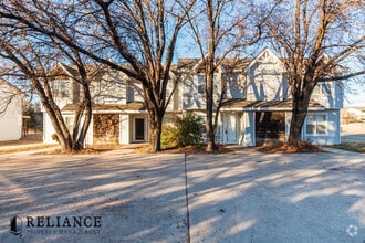 Building Photo - 7302 W Douglas Ave