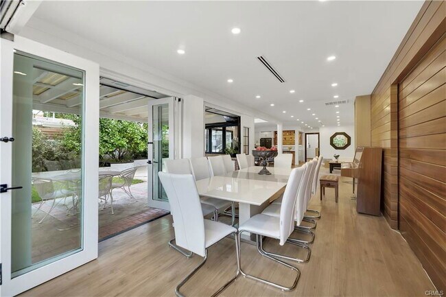 Foto del edificio - 6409 Graves Ave