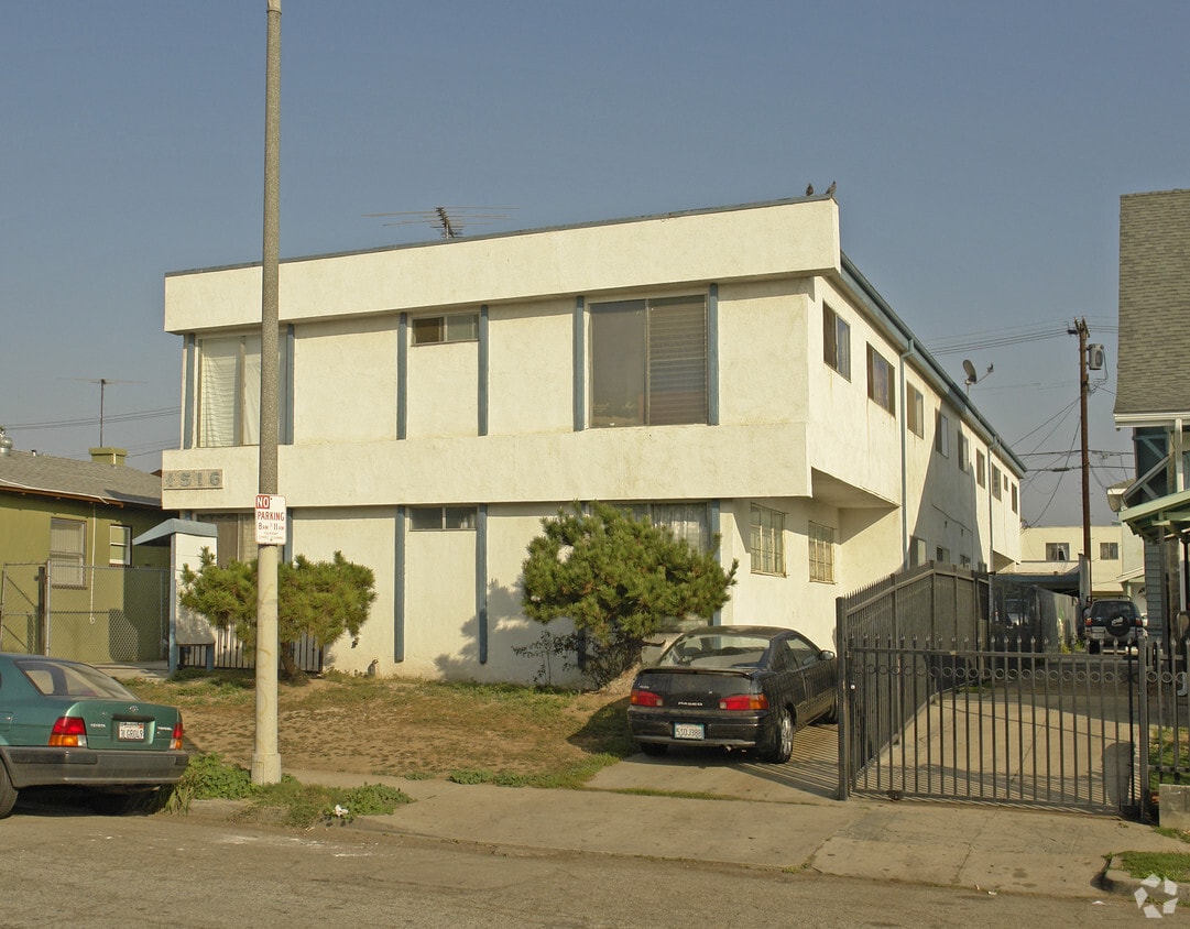 Building Photo - 1516 2nd Ave