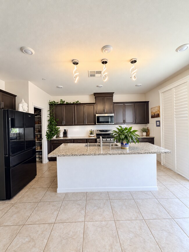 Foto del edificio - 5312 Guenoc Valley Ln