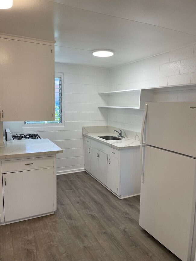 Foto del edificio - Moiliili - Hausten St - 2 Bdrm/1 Bath/No P...