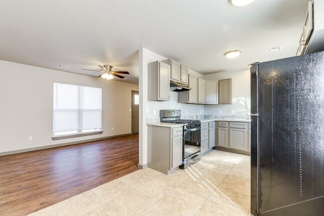 Foto del edificio - 2412 NW 40th St