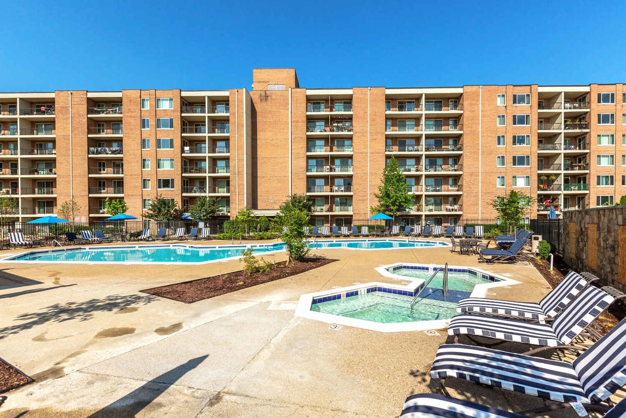 Falls Green Apartments Falls Church, VA