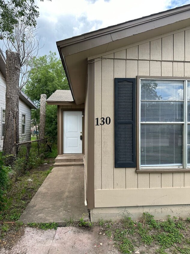 Foto principal - 2 Bedroom Duplex Near Downtown San Angelo!!