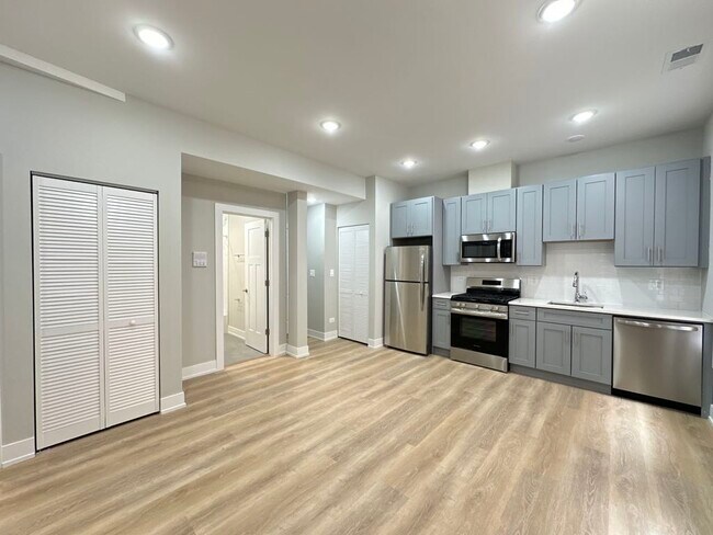 Foto del edificio - 433 W Belden Ave