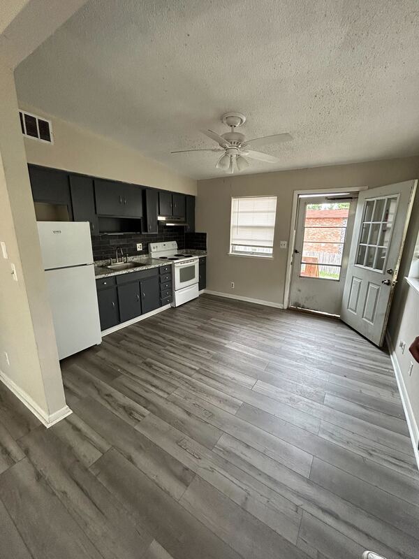 Foto del edificio - 3909 N Oakland Gravel Rd