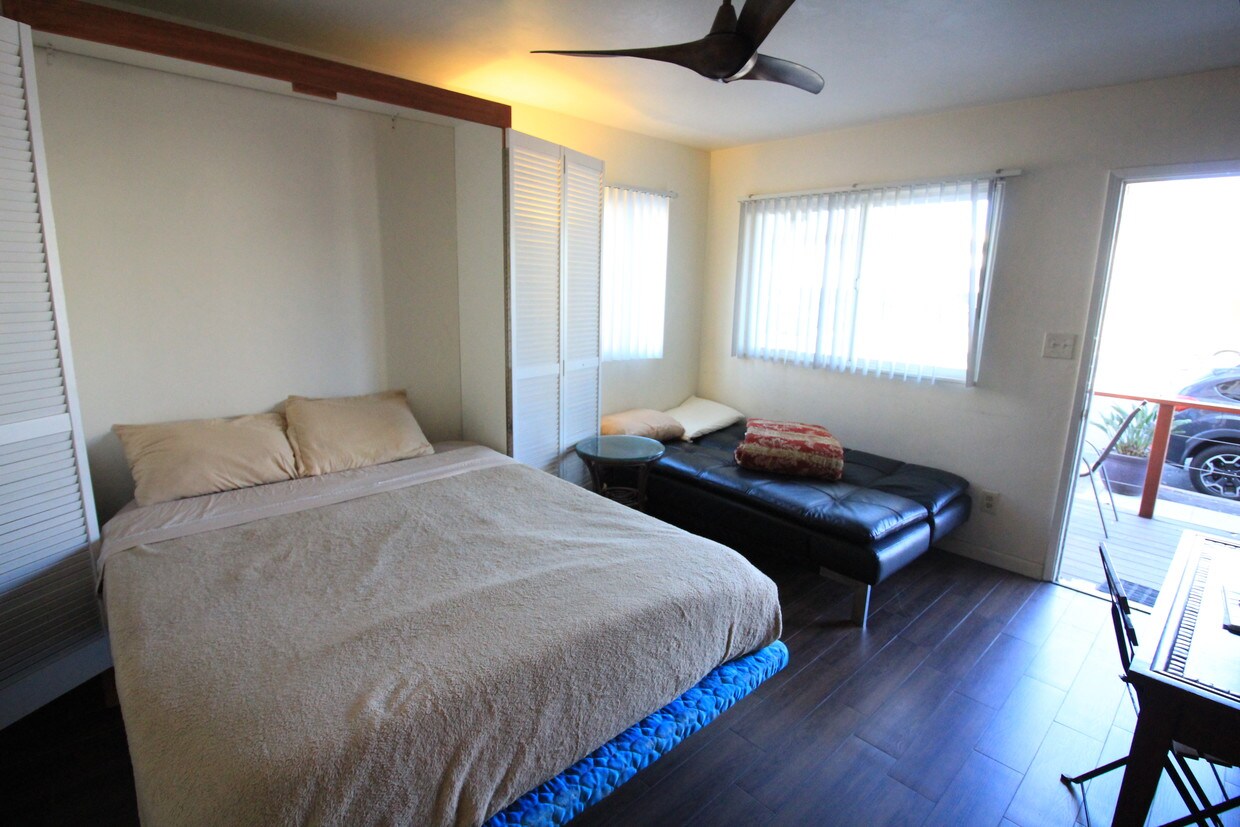 Foto principal - 2826 Mission Blvd