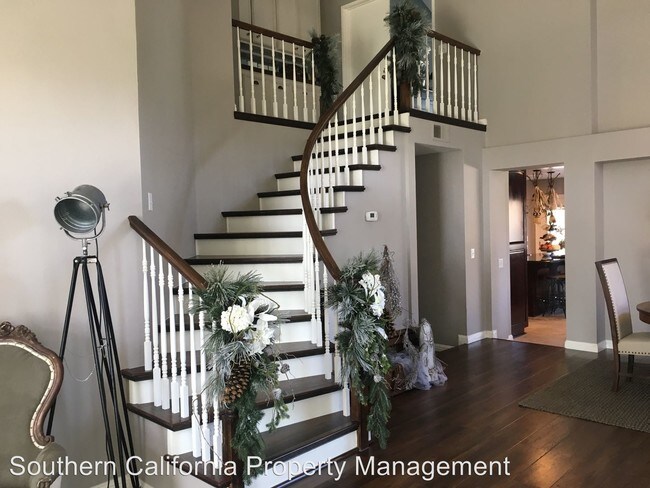 Foto del edificio - 3018 Oakcrest Dr