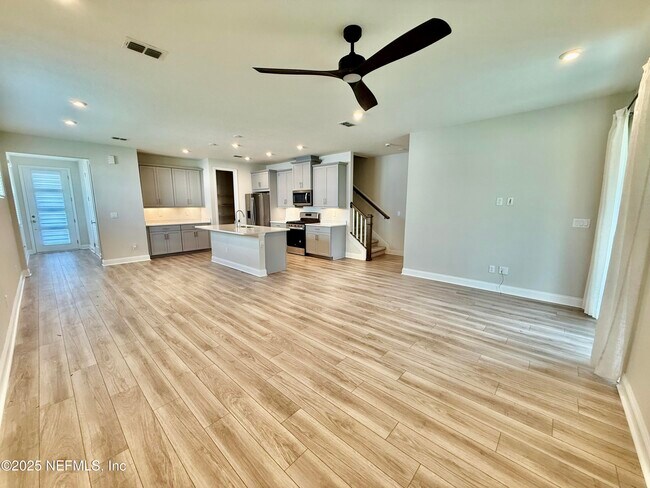 Foto del edificio - 14164 Backbarrier Rd