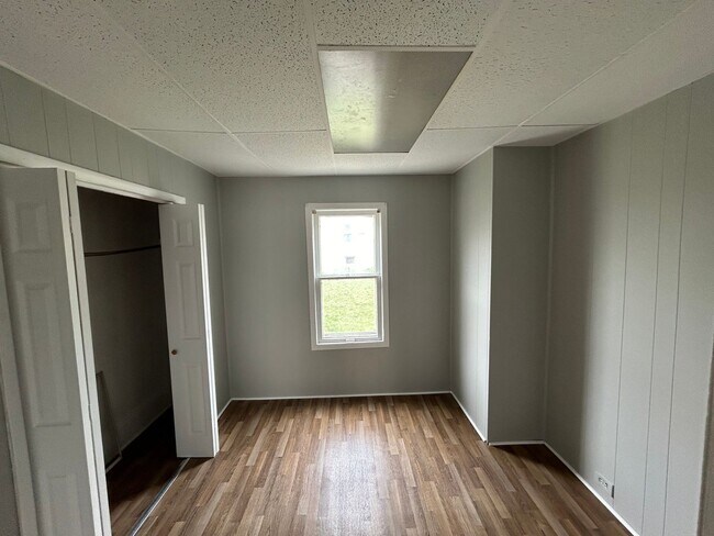 Foto del edificio - 3568 W 63rd St