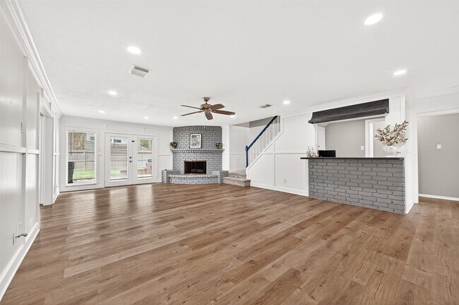 Building Photo - 4230 Annawood Cir