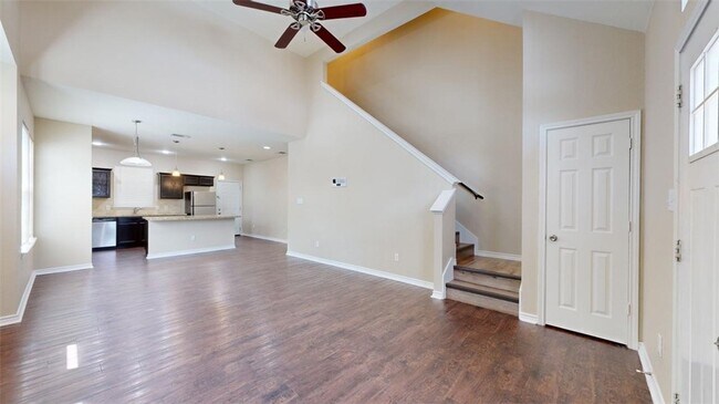 Foto del edificio - 205 Sterling St