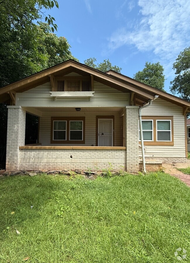 Building Photo - 1708 Steiner Ave SW