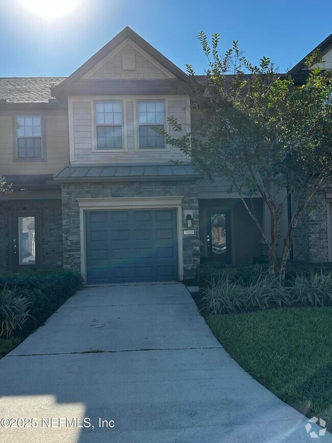 Building Photo - 7010 Butterfly Ct