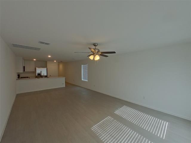 Foto del edificio - 811 Ponderosa Ln