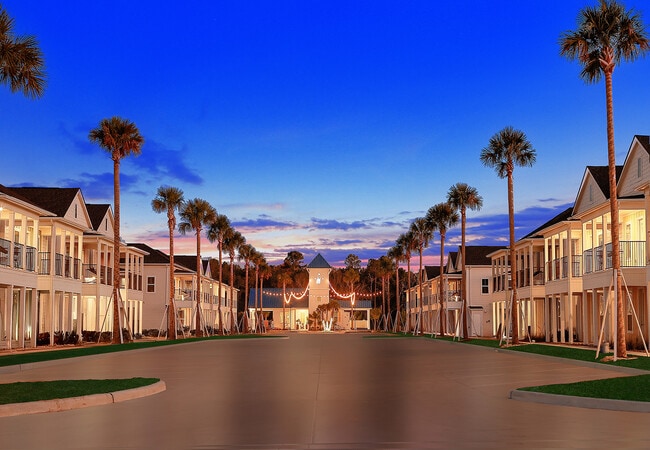 Building Photo - Boardwalk Village