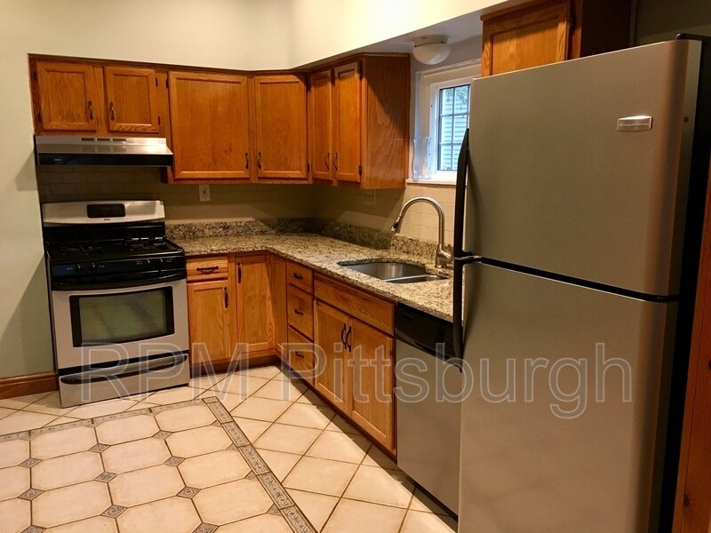 Primary Photo - 350 Spahr St