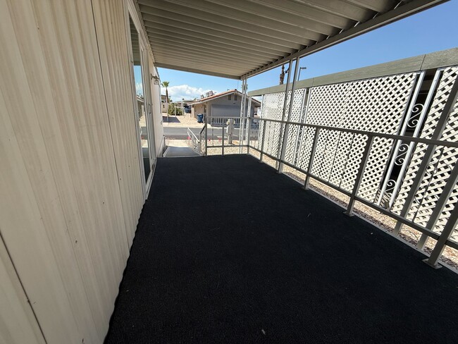 Building Photo - 3601 E Wyoming Ave