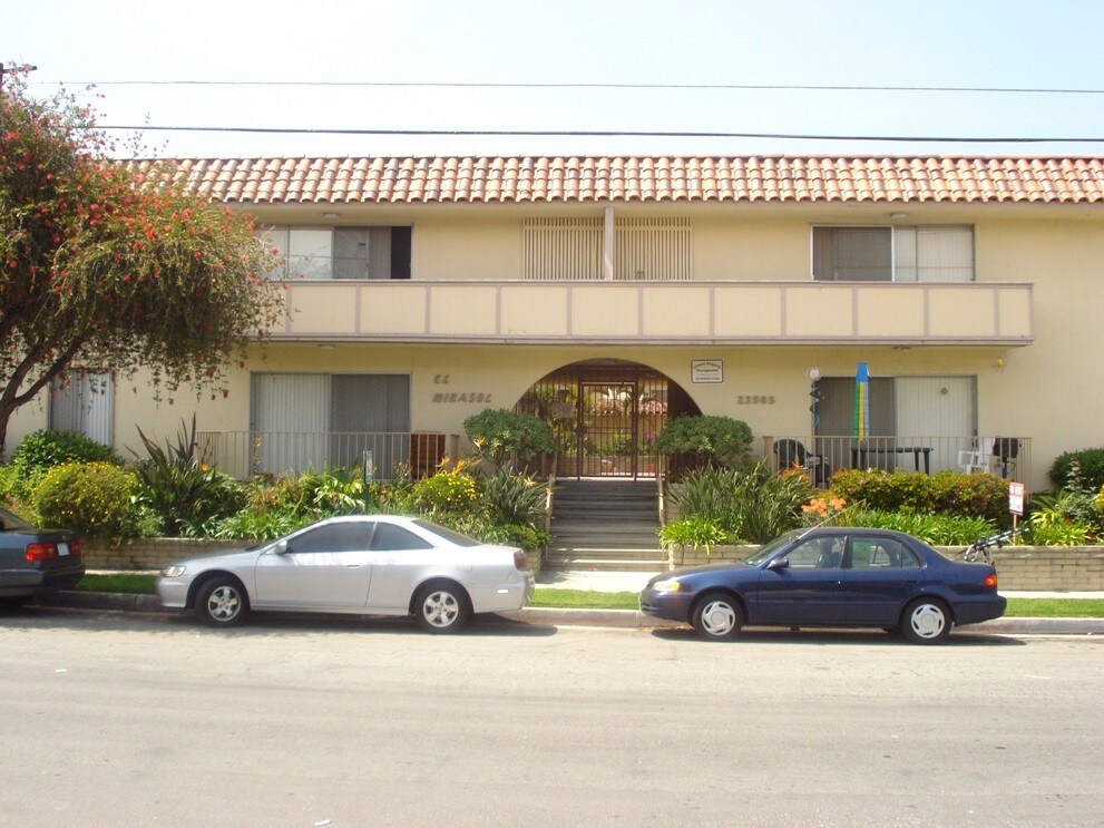 23905 Los Codona Ave, Torrance, CA 90505 23905 Los Codona Ave