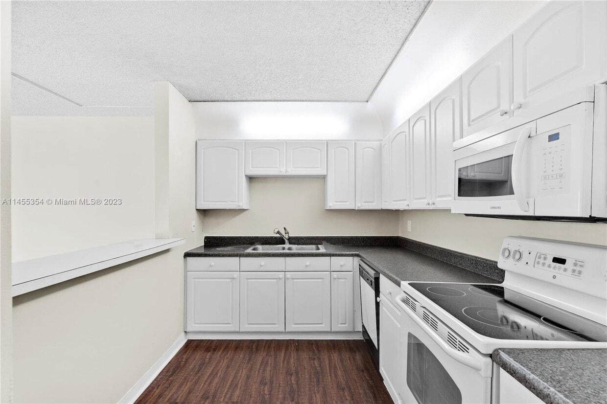 14840 Naranja Lakes Blvd, Homestead, FL 33032 Condo for Rent in