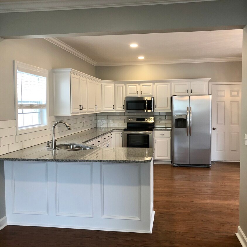 Renovated Kitchen - 230 Heritage Ln