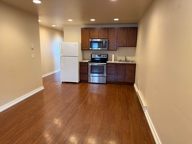 Building Photo - 206 Graves Trail
