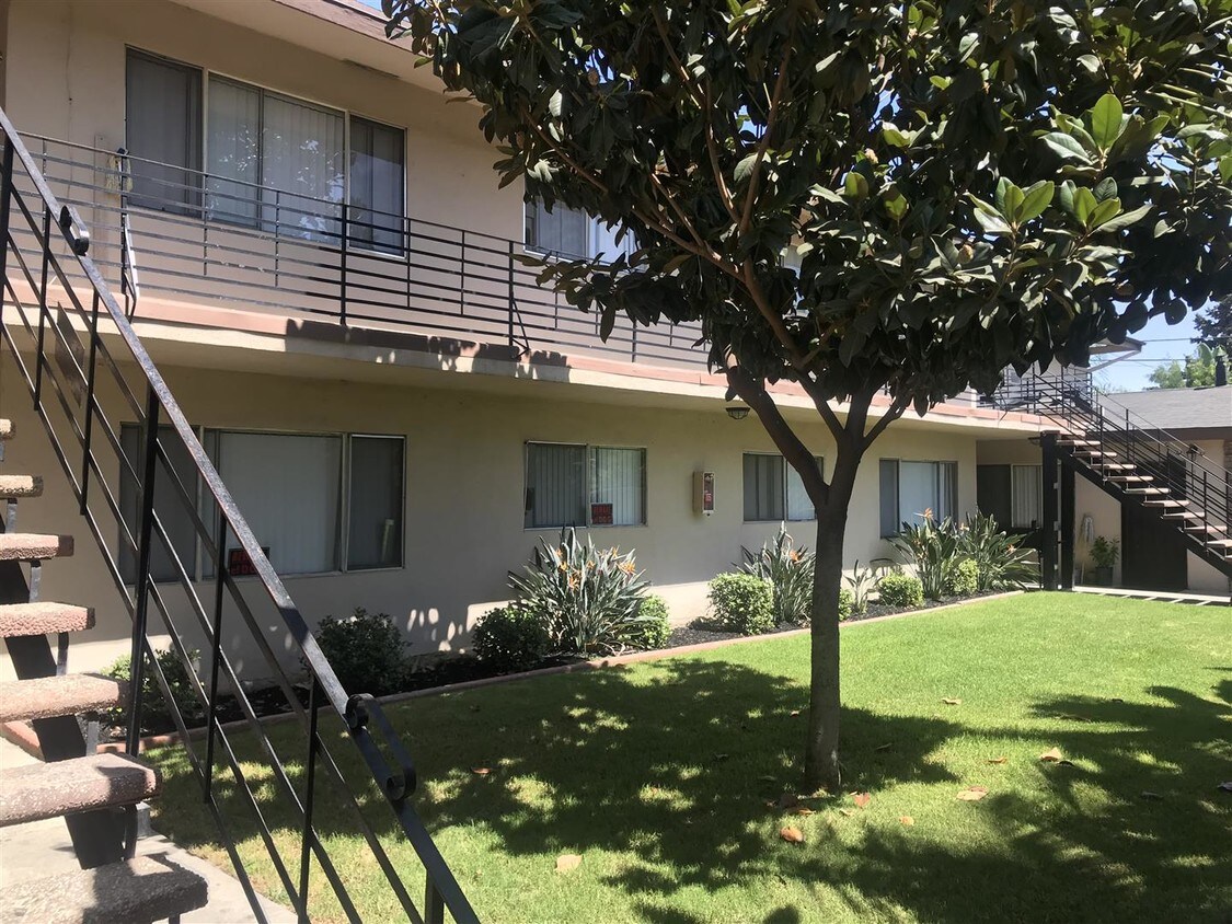 12437 Harris Ave Unit 19, Lynwood, CA 90262 Apartments in Lynwood, CA