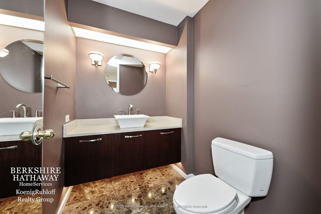 Foto del edificio - 680 N Lake Shore