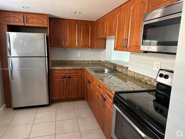 Building Photo - 8420 SW 133rd Avenue Rd