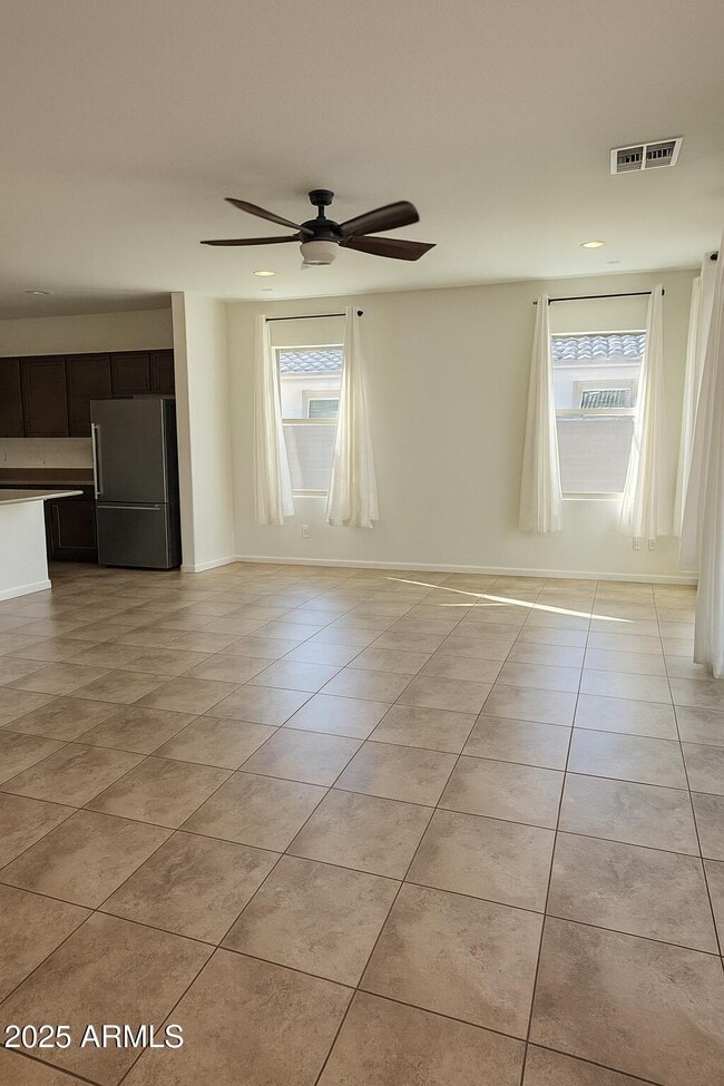 Building Photo - 910 S 199th Ln