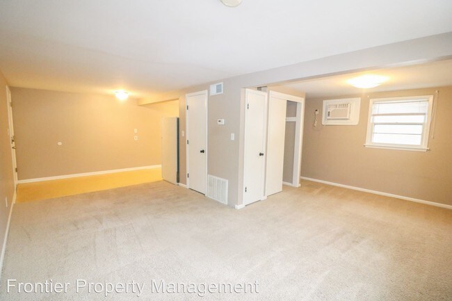 Foto del edificio - 2102 Sloan St