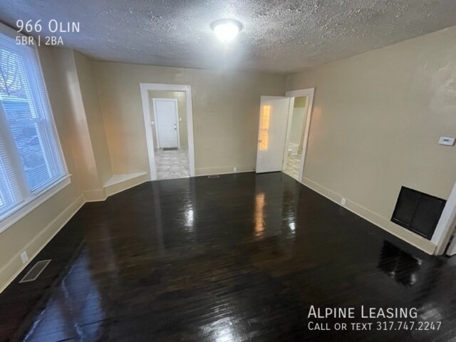 Primary Photo - Need Space? Fresh WestSide Rehab!
