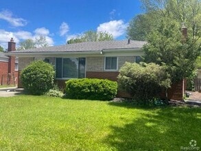 Building Photo - 27144 Shelbourne Dr