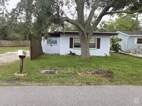 Building Photo - 203 Palmetto Rd W