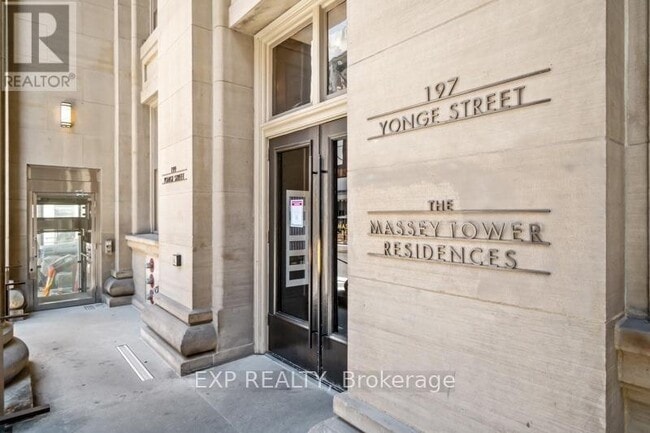 Building Photo - 197 Yonge St