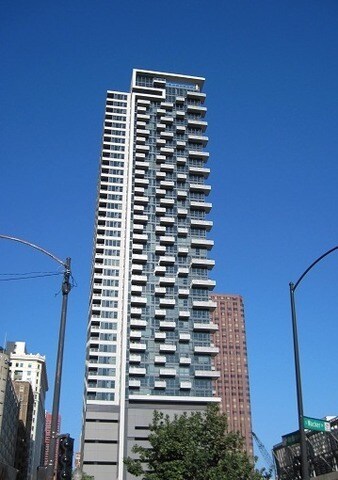 Building Photo - 235 W Van Buren St