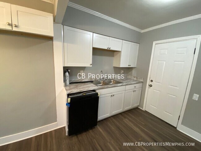 Foto del edificio - 3558 Rockwood Ave