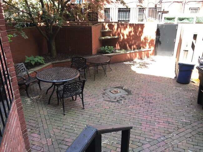 Foto del edificio - 383 Commonwealth Ave