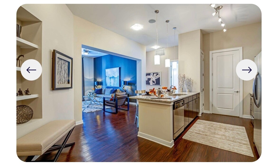 Foto principal - 8008 Whitehall Executive Center Dr