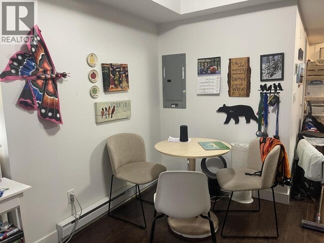 Building Photo - 2228 Welcher Ave