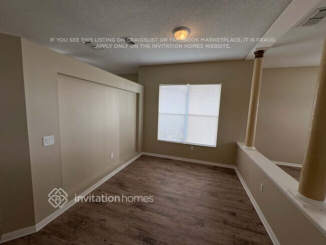 Foto del edificio - 4505 Bedford Ct E