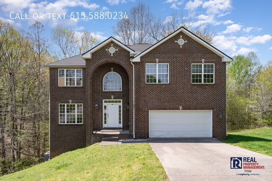 Foto principal - 7234 Blue Ridge Dr