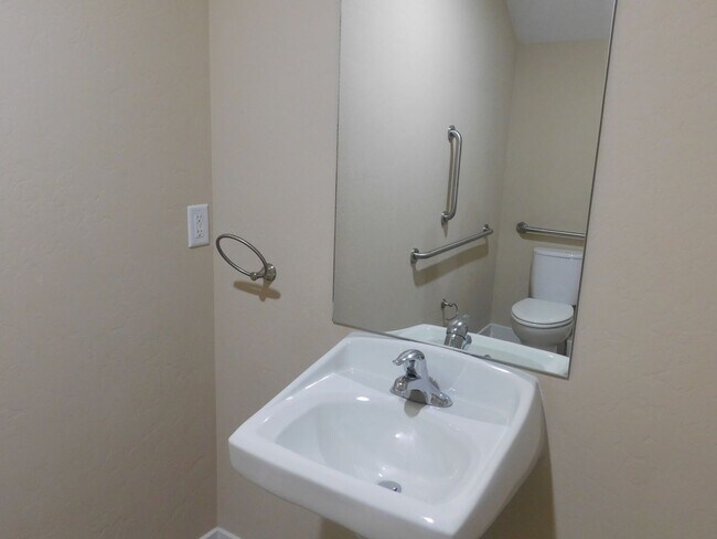 Foto del edificio - 1645 N 7th St