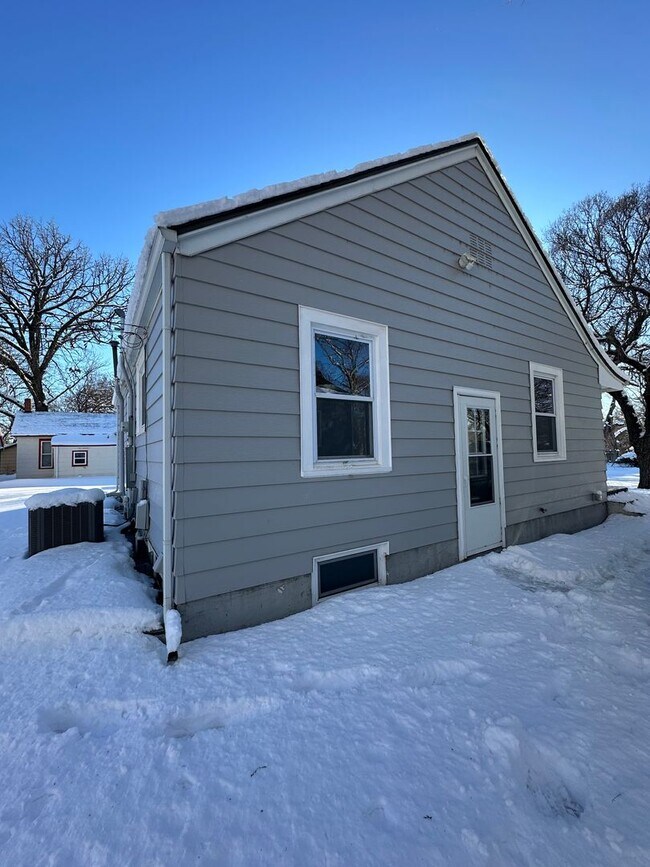 Foto del edificio - Beautiful Remodeled Home in Maize !!