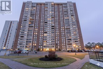 Building Photo - 18 Knightsbridge Rd