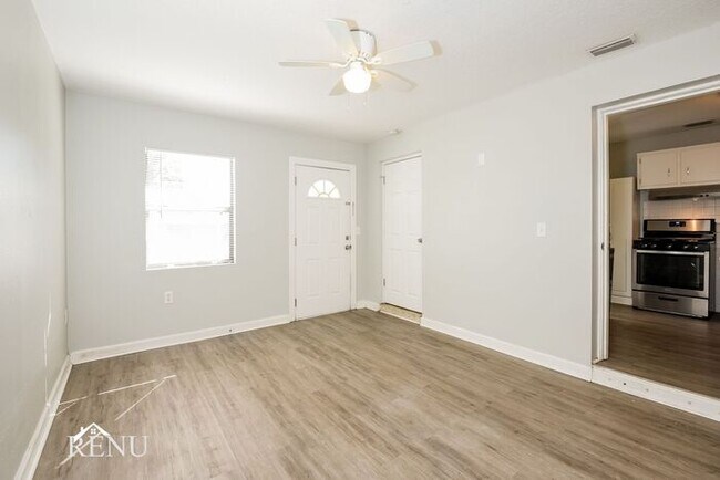 Building Photo - 45 S Cortez Ave