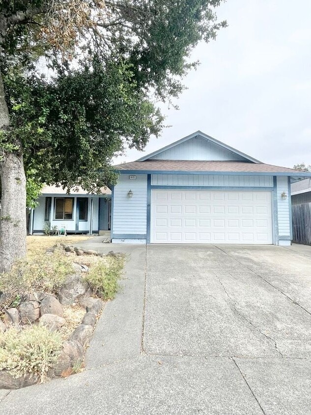 Primary Photo - Welcome to this charming single-story home...