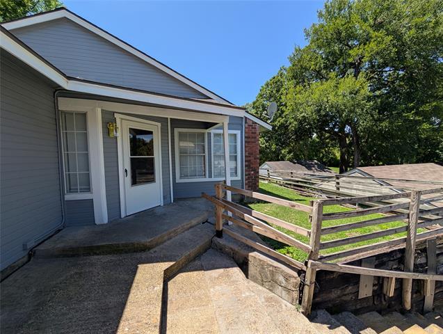 Foto principal - 1725 Westerham Dr